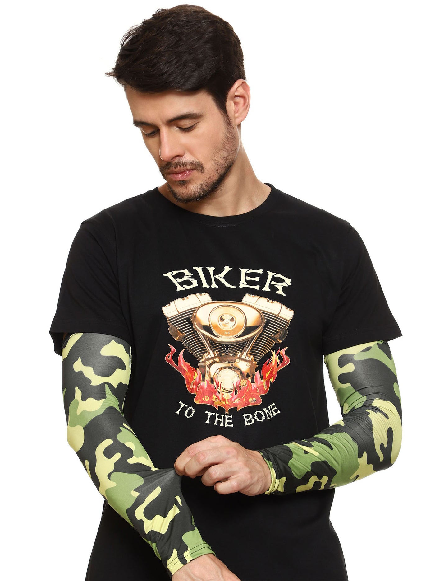 Best selling Biker Arm Sleeves. Motohog Arm compression sleeves .Best Biker t shirts,bandanas,neck gaiters,embroidered patches online India